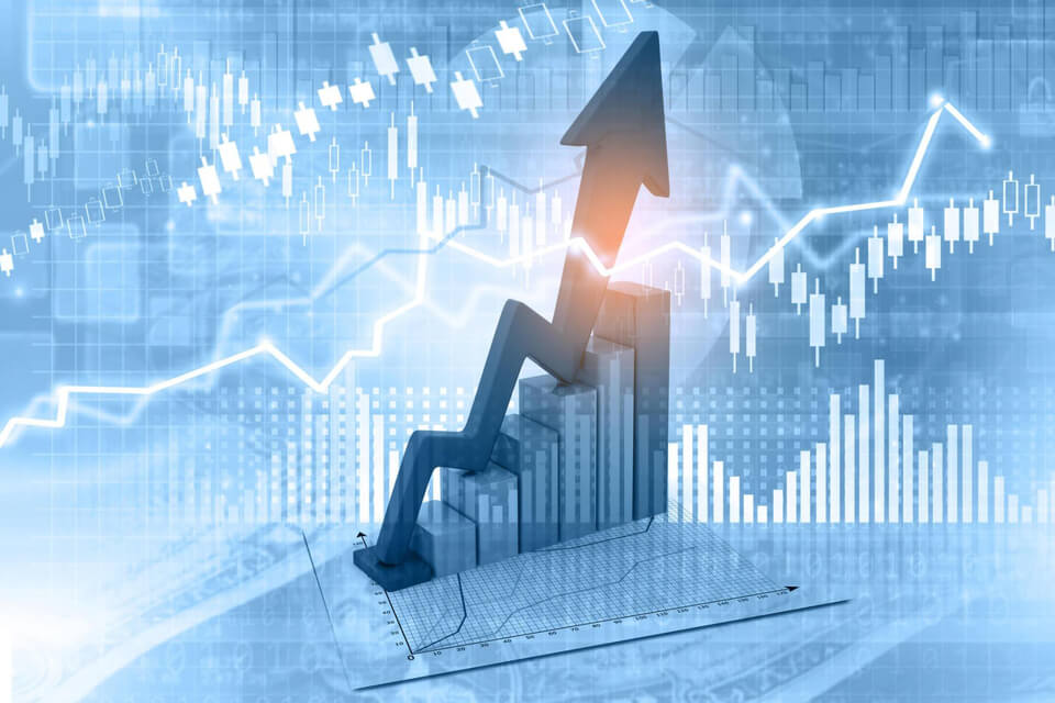 Macroeconomic Factors on Growth Stocks